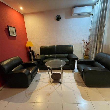 Homestay Studio Yaoundé Eksteriør bilde
